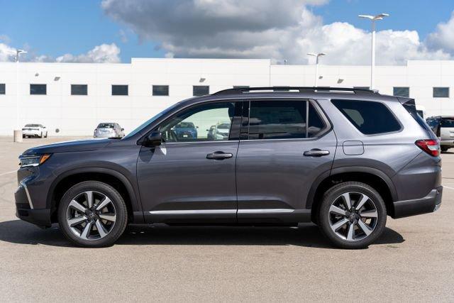new 2025 Honda Pilot car, priced at $48,345