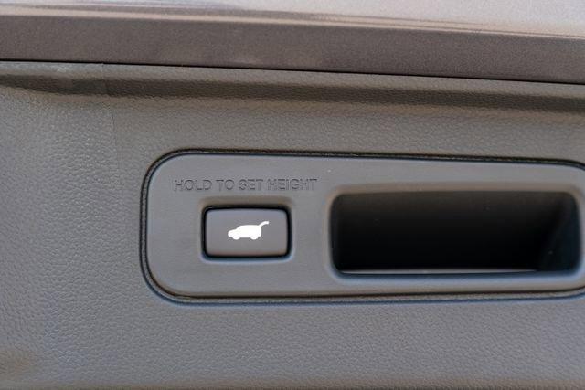 new 2025 Honda Pilot car, priced at $48,345