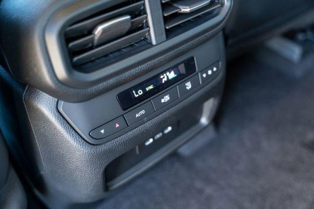 new 2025 Honda Pilot car, priced at $45,176
