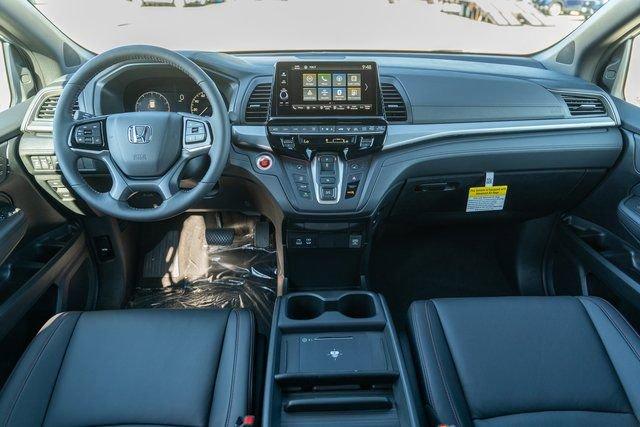 new 2025 Honda Odyssey car, priced at $42,121