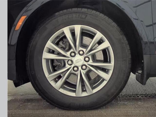 used 2021 Cadillac XT5 car, priced at $27,794