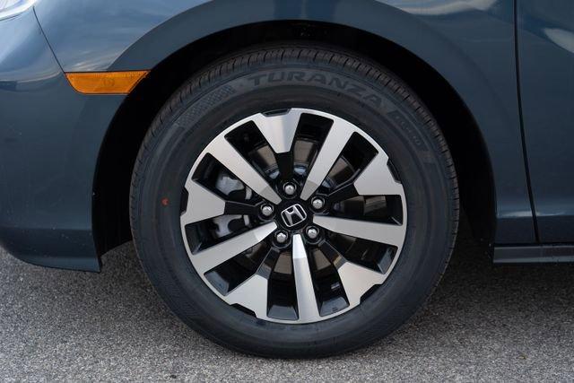 new 2026 Honda Odyssey car, priced at $41,040