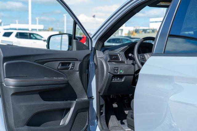 used 2025 Honda Passport car, priced at $41,994