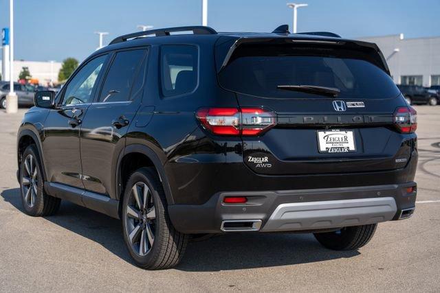 new 2025 Honda Pilot car, priced at $47,095