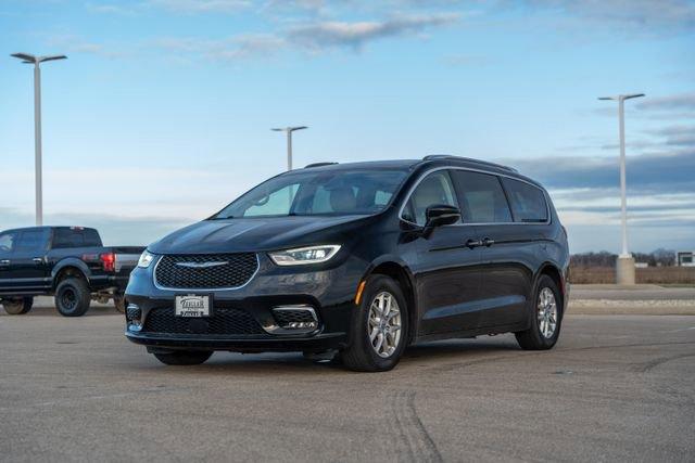 used 2021 Chrysler Pacifica car, priced at $25,694