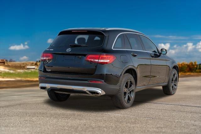 used 2019 Mercedes-Benz GLC 300 car, priced at $21,495