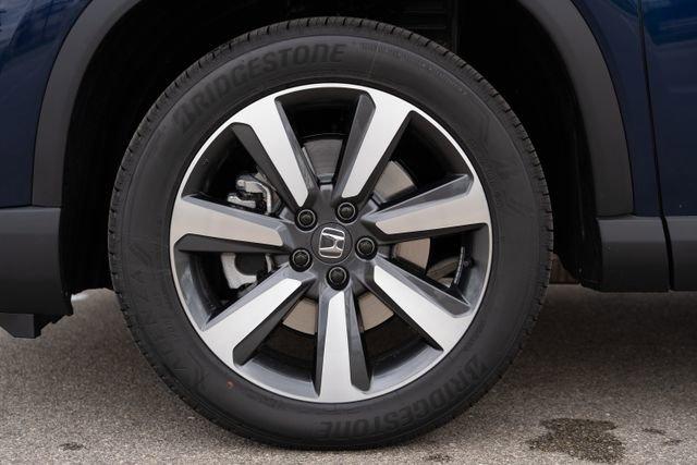 new 2025 Honda Pilot car, priced at $47,331