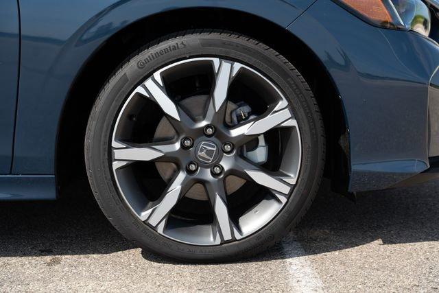 new 2026 Honda Civic Hybrid car, priced at $32,195