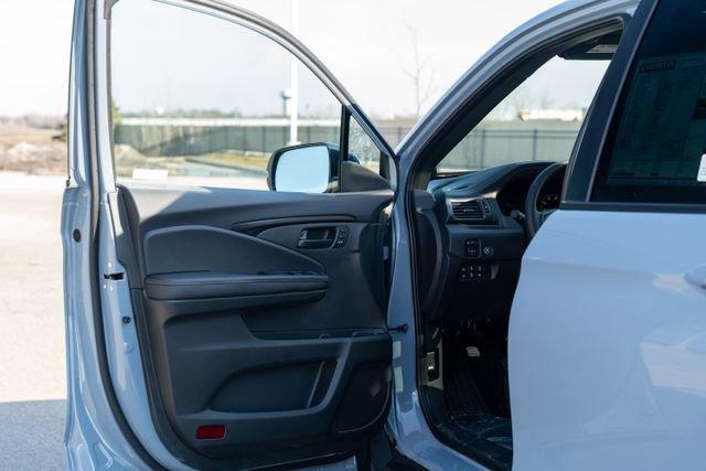 new 2025 Honda Ridgeline car, priced at $44,970