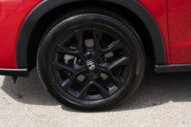 used 2025 Honda HR-V car, priced at $28,894