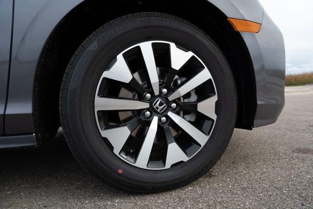 new 2026 Honda Odyssey car, priced at $41,290