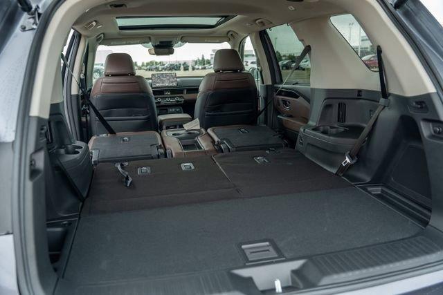 new 2025 Honda Pilot car, priced at $50,278