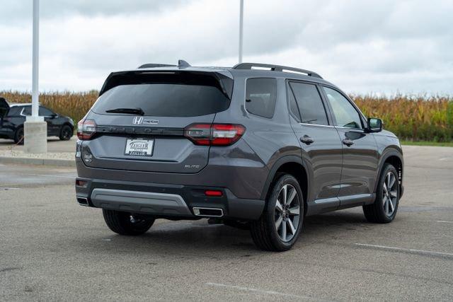 new 2025 Honda Pilot car, priced at $50,278