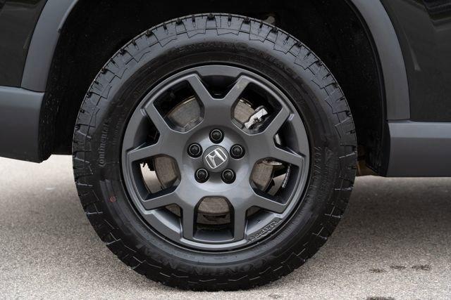 new 2025 Honda Pilot car, priced at $47,887