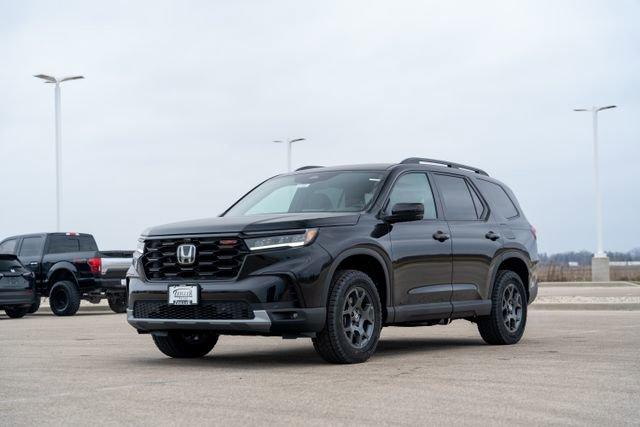 new 2025 Honda Pilot car, priced at $47,887