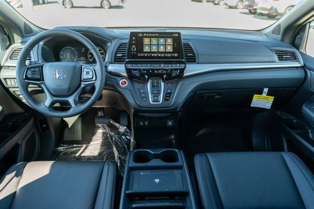 new 2026 Honda Odyssey car, priced at $42,640