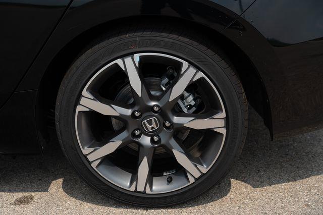 new 2026 Honda Civic Hybrid car, priced at $32,895