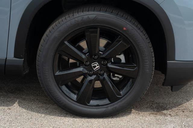 new 2025 Honda Pilot car, priced at $55,673