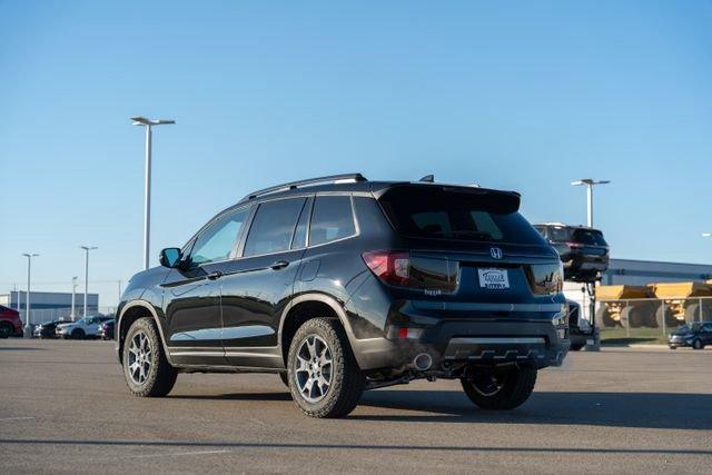 new 2025 Honda Passport car, priced at $43,335