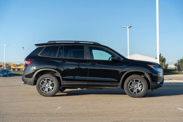 new 2025 Honda Passport car, priced at $43,335