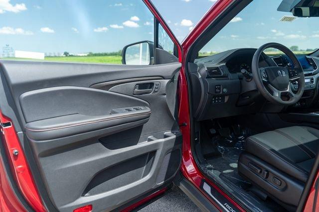 new 2025 Honda Ridgeline car, priced at $44,585