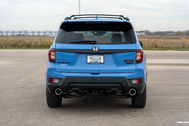 new 2025 Honda Passport car, priced at $43,995