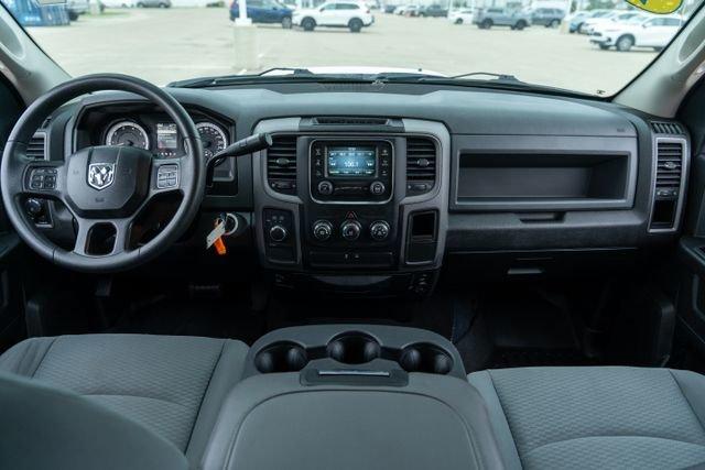 used 2019 Ram 1500 Classic car, priced at $25,894