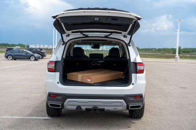 new 2025 Honda Pilot car, priced at $51,349