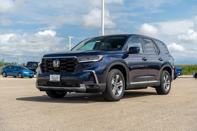 new 2025 Honda Pilot car, priced at $44,123