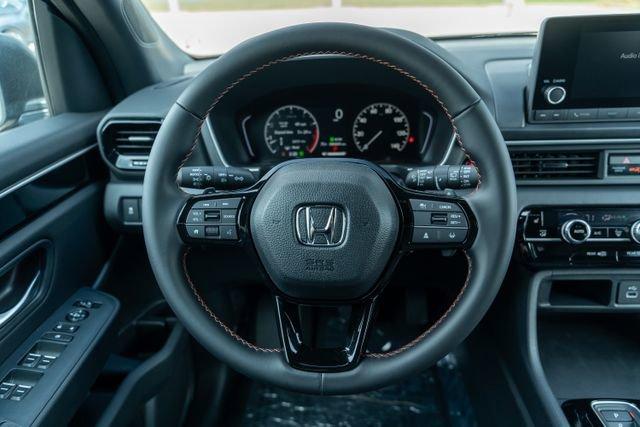 new 2025 Honda Pilot car, priced at $41,762