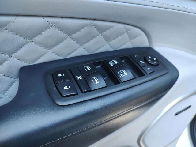 used 2019 Jeep Grand Cherokee car, priced at $26,560