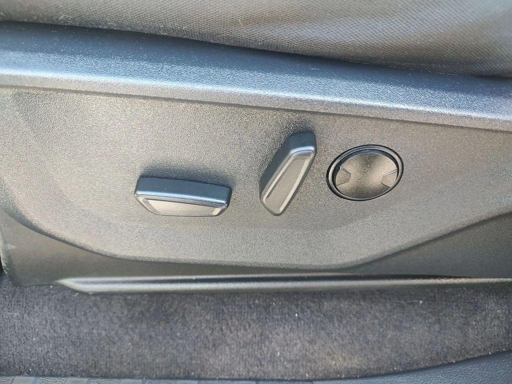 used 2022 Ford F-150 car, priced at $35,500