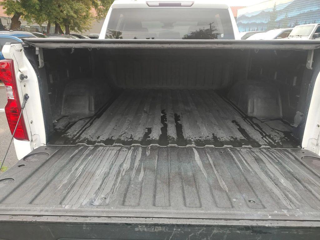 used 2022 Chevrolet Silverado 1500 car, priced at $35,990