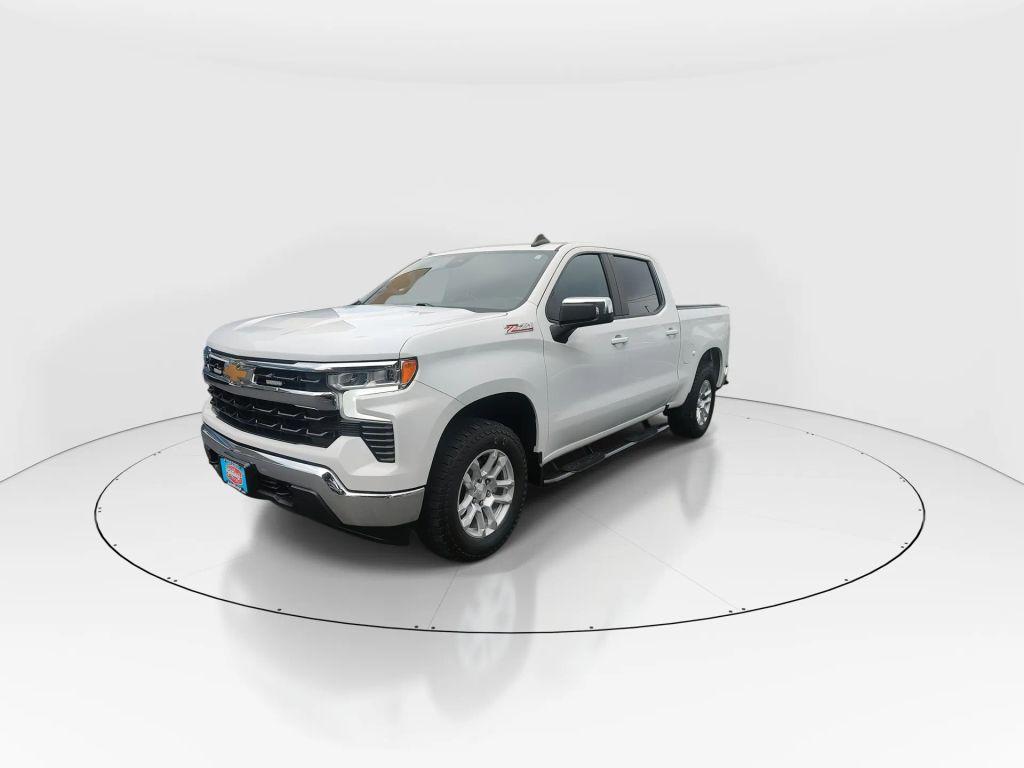 used 2022 Chevrolet Silverado 1500 car, priced at $35,990