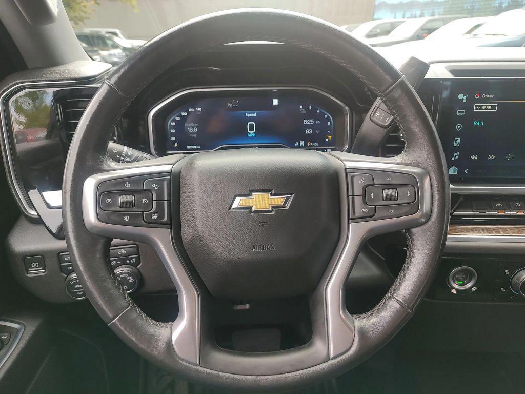 used 2022 Chevrolet Silverado 1500 car, priced at $35,990