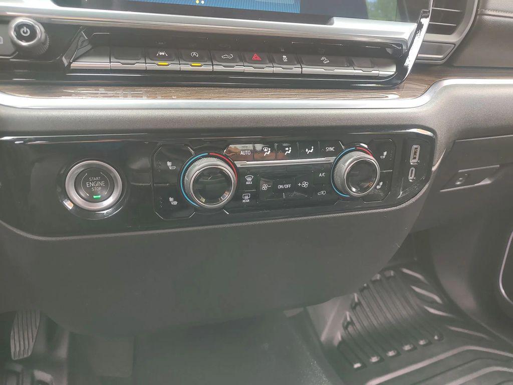 used 2022 Chevrolet Silverado 1500 car, priced at $35,990