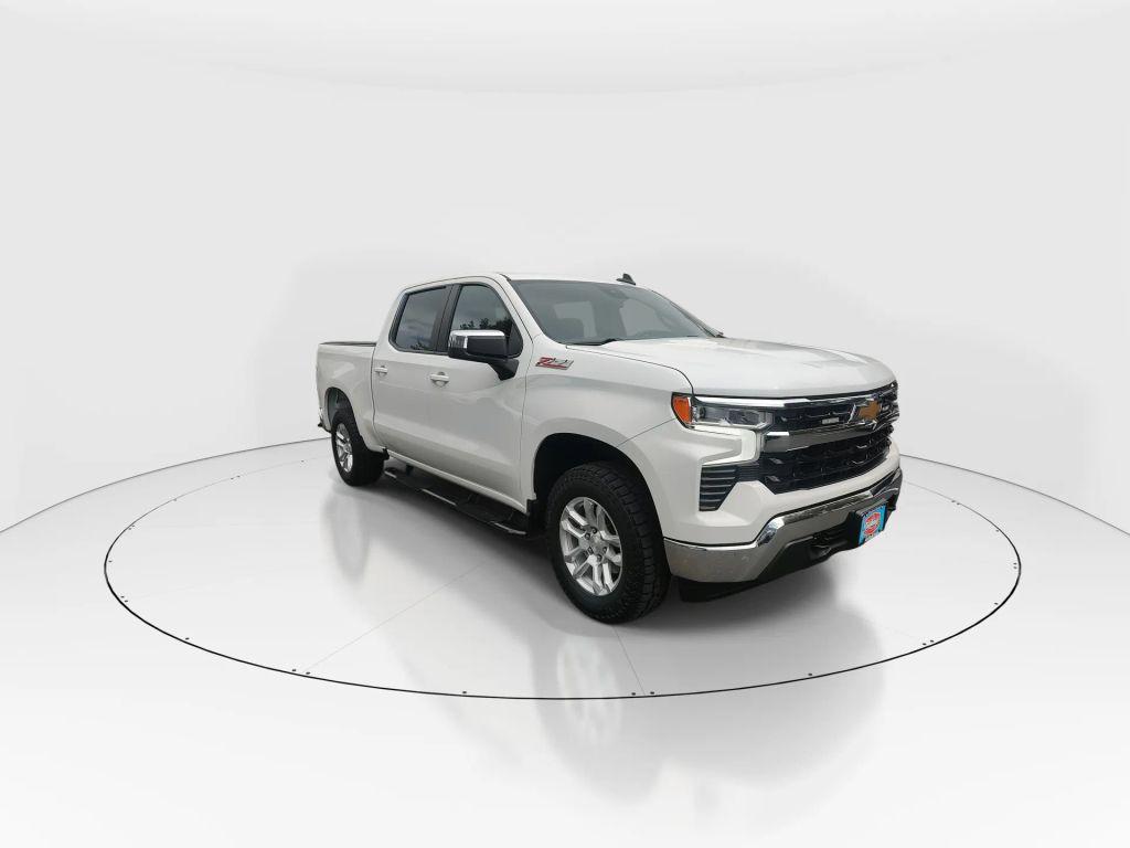 used 2022 Chevrolet Silverado 1500 car, priced at $35,990