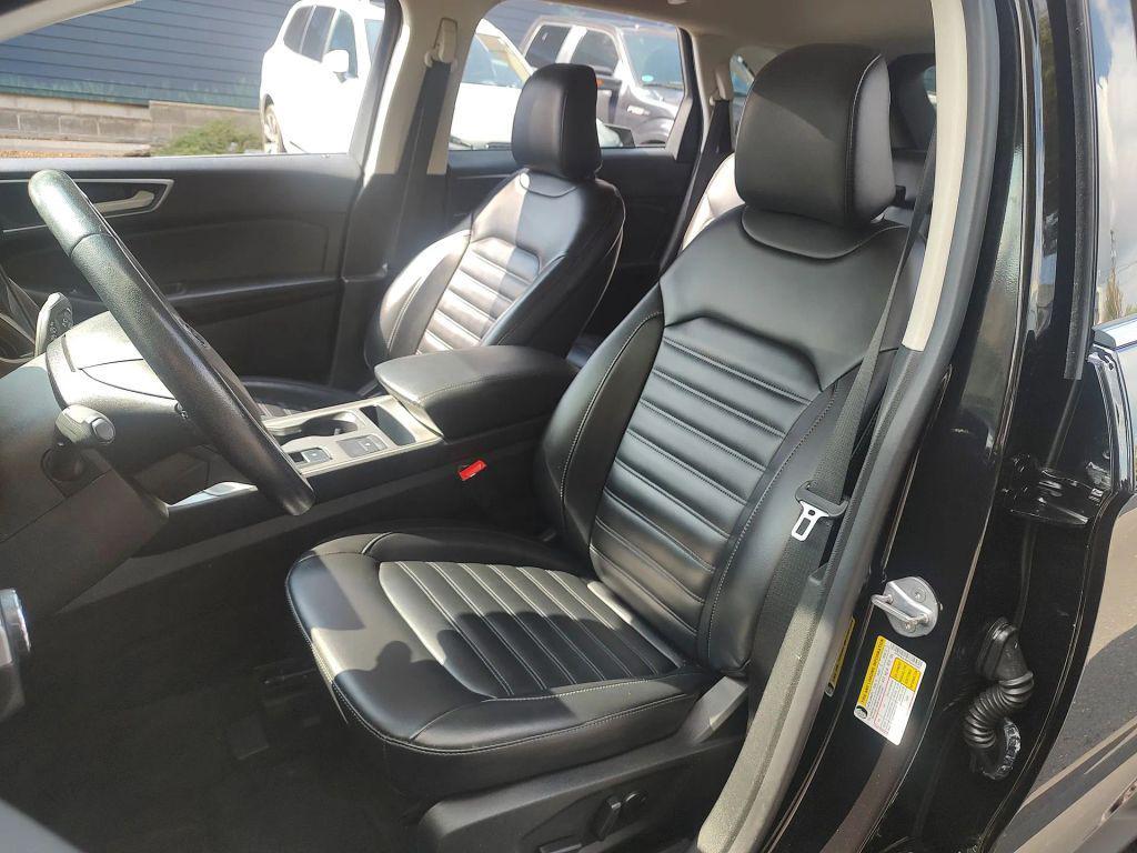 used 2023 Ford Edge car, priced at $19,425