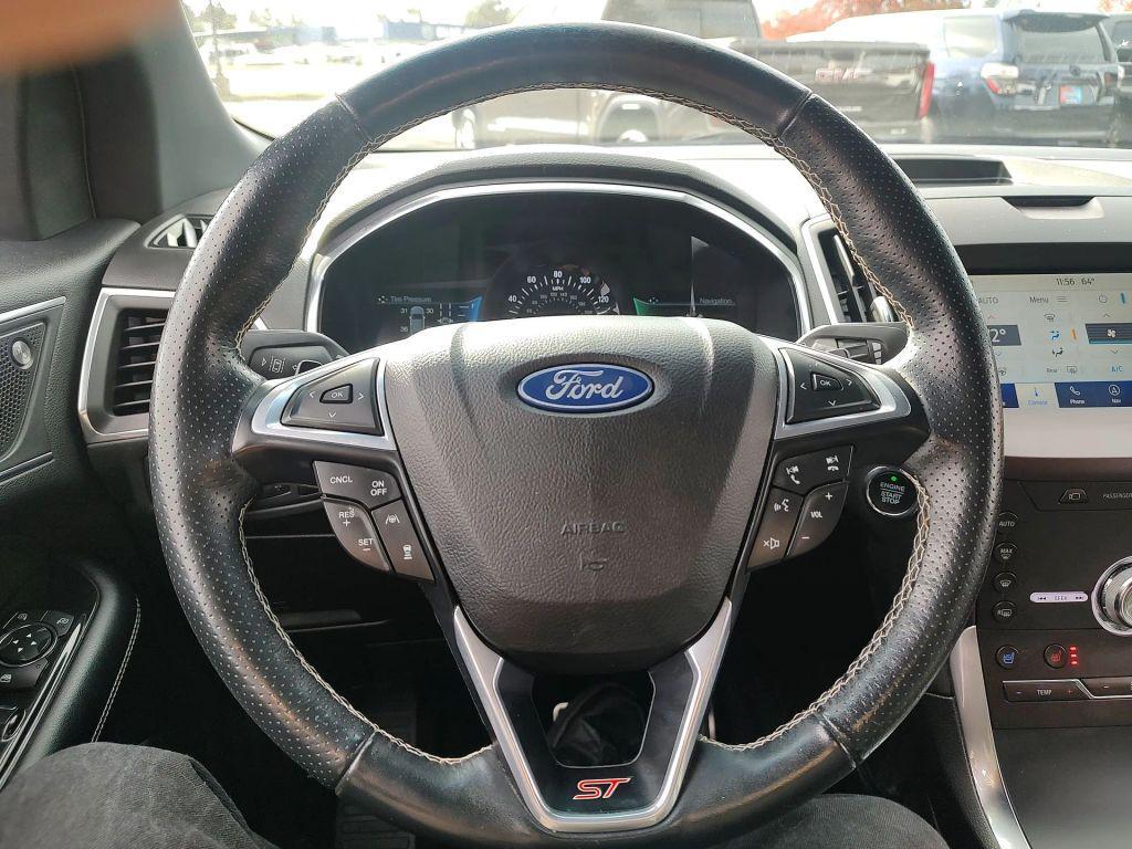 used 2020 Ford Edge car, priced at $17,500