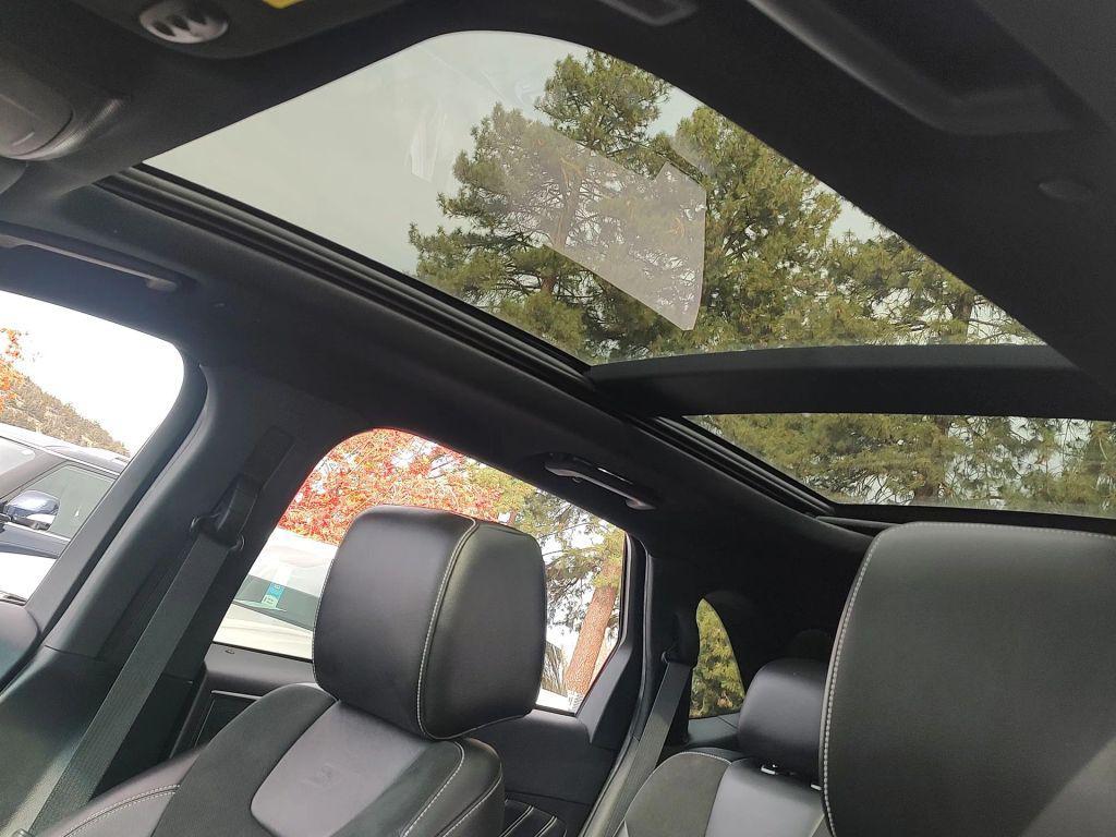 used 2020 Ford Edge car, priced at $17,500