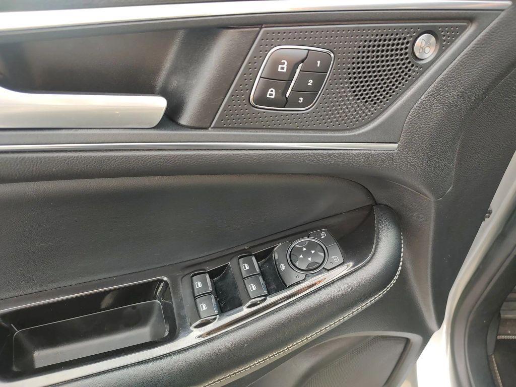 used 2020 Ford Edge car, priced at $17,500