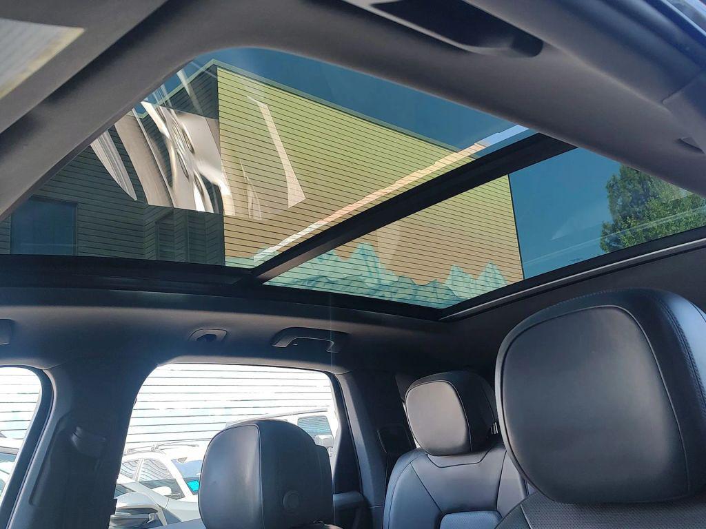 used 2019 Porsche Cayenne car, priced at $32,698