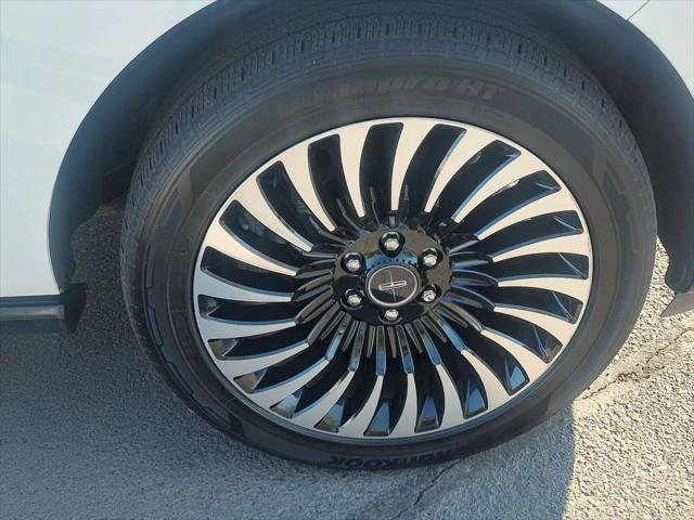 used 2020 Lincoln Navigator car, priced at $44,420