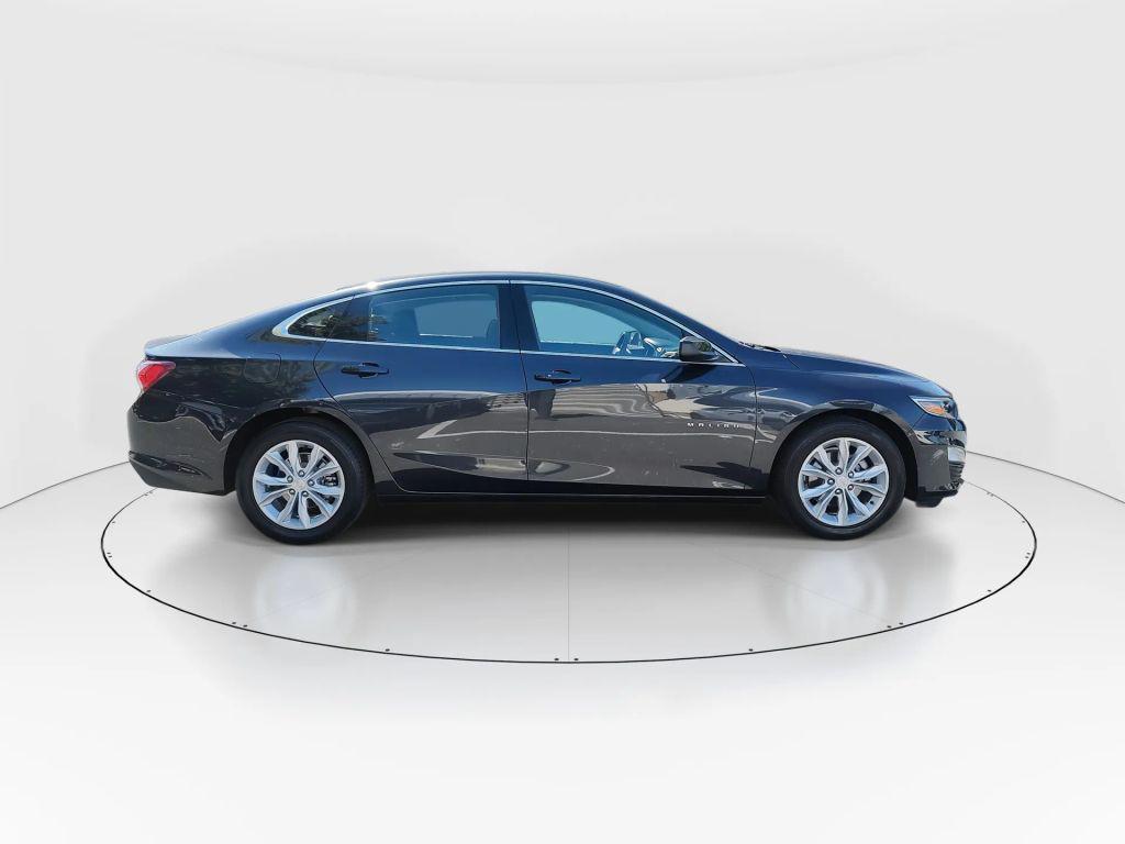 used 2022 Chevrolet Malibu car, priced at $16,998