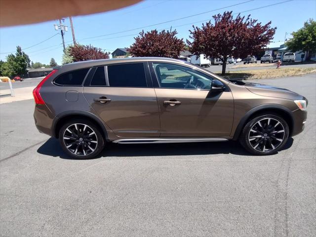 used 2016 Volvo V60 Cross Country car, priced at $13,181