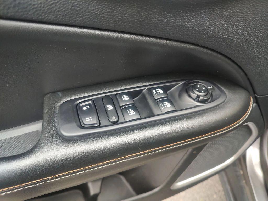 used 2018 Jeep Compass car, priced at $12,889