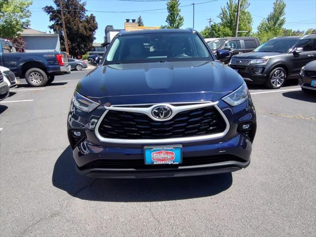 used 2021 Toyota Highlander car, priced at $37,803