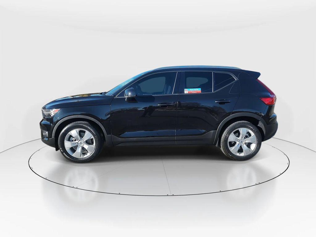 used 2021 Volvo XC40 car, priced at $23,640