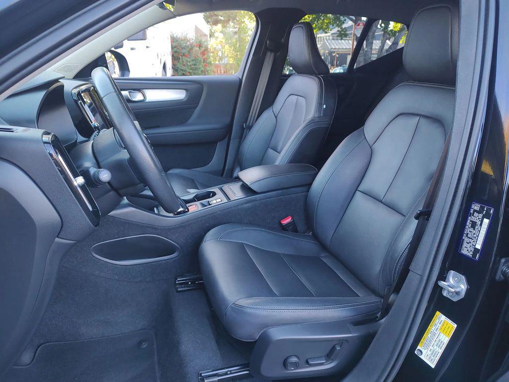 used 2021 Volvo XC40 car, priced at $23,640