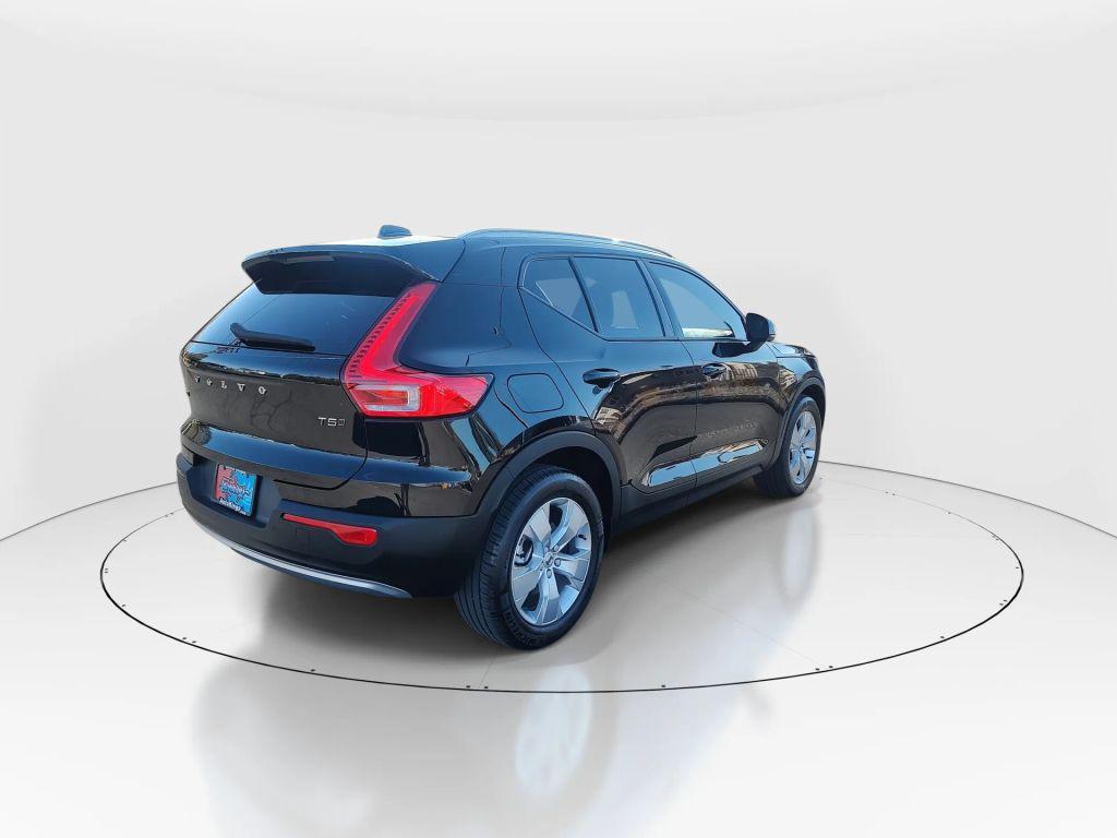 used 2021 Volvo XC40 car, priced at $23,640